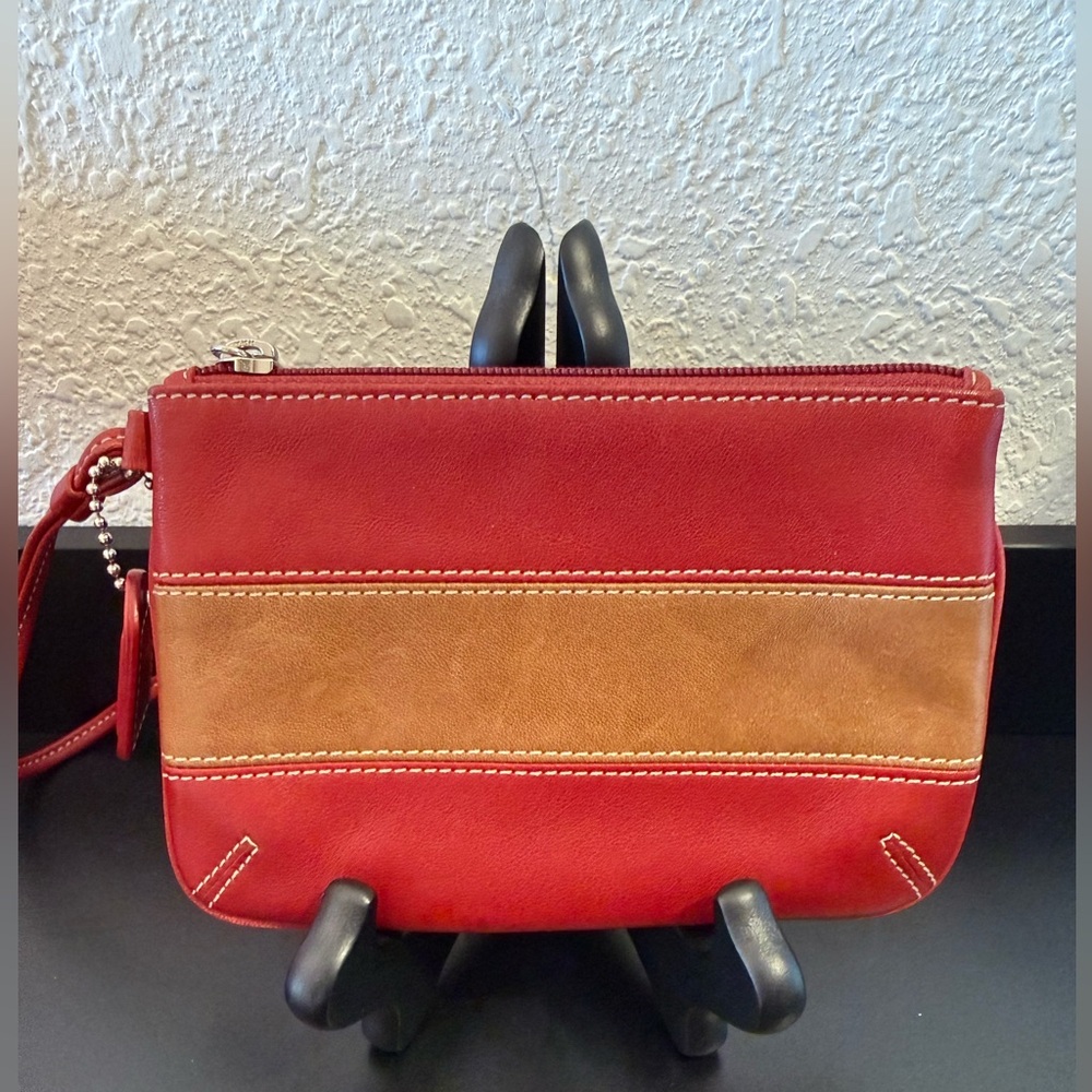 Coach Rare Vintage Rugby Leather Wristlet Clutch EUC - Picture 1 of 9
